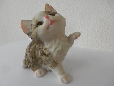 Katze Figur mit erhobener Pfote2