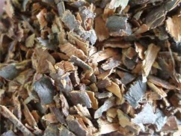 Faulbaumrinde geschnitten