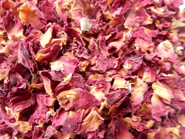 Rosenblüten räuchern